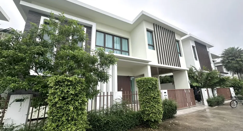 Villa zum Kauf mit 3 Zimmer in Kathu, Phuket