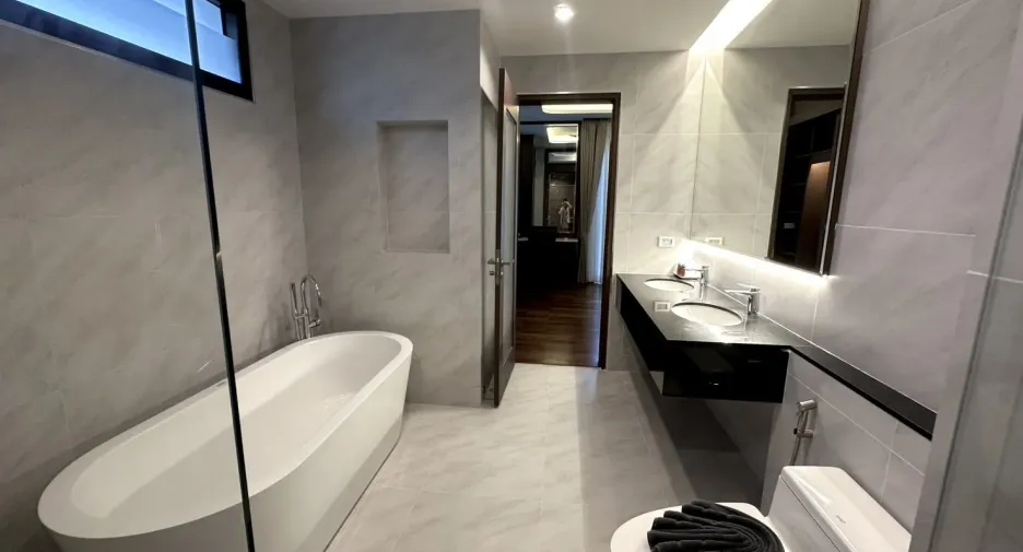 Villa zum Kauf mit 3 Zimmer in Kathu, Phuket