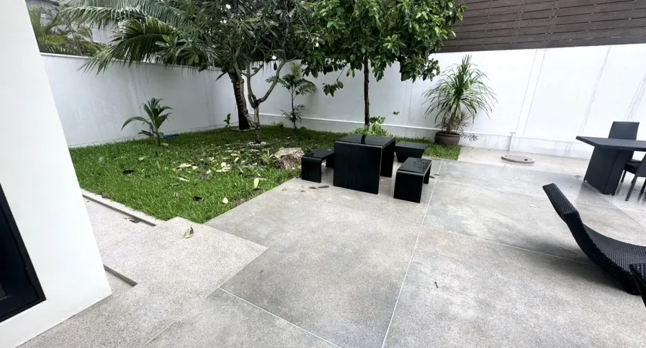 Villa zum Kauf mit 3 Zimmer in Kathu, Phuket