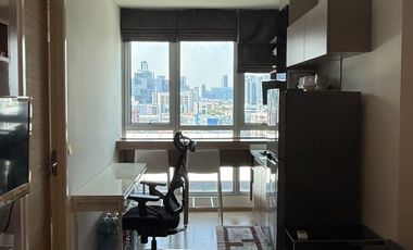 Wohnung zur Miete mit 1 Zimmer in Phra Khanong, Bangkok