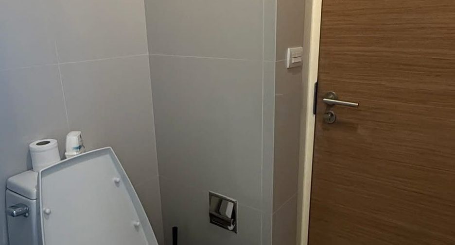 Condo en alquiler de 1 habitaciones en Phra Khanong, Bangkok