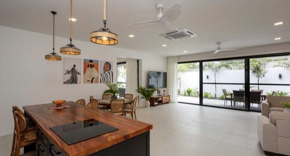 For sale 3 bedrooms villa in Ko Samui, Surat Thani
