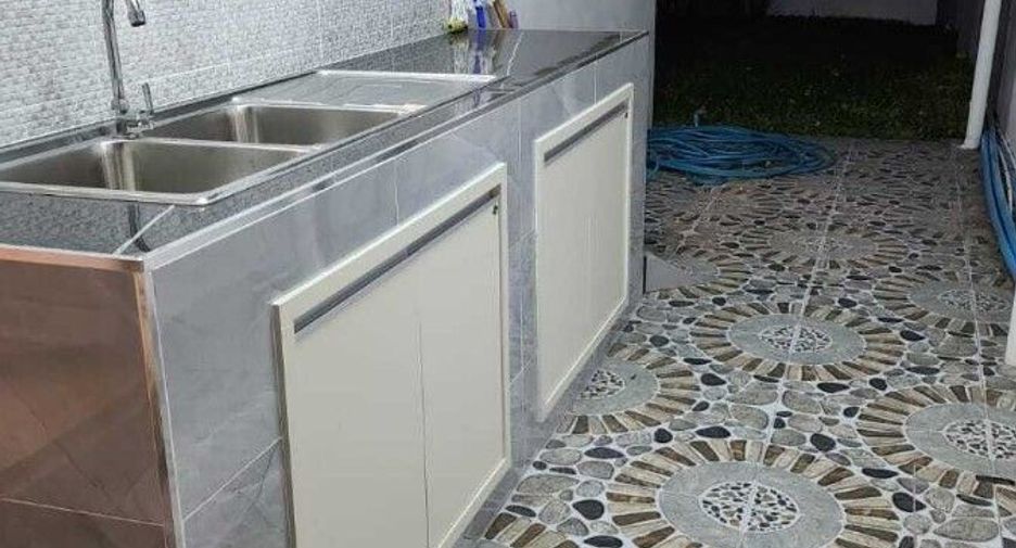 Аренда 3 спальни дом в Банг Ламунг, Чонбури