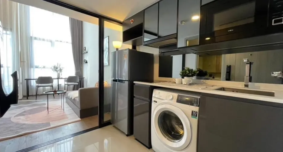 À louer 1 chambre condo à Bang Rak, Bangkok
