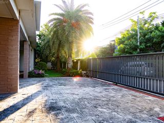For sale 5 bedrooms house in Lat Krabang, Bangkok