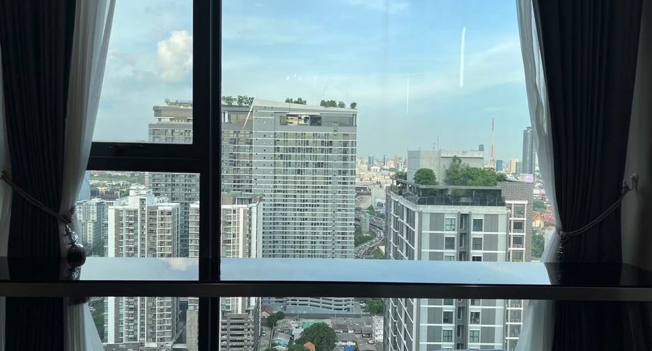 For rent studio condo in Huai Khwang, Bangkok