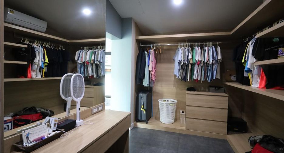 À vendre 4 chambres villa à South Pattaya, Pattaya