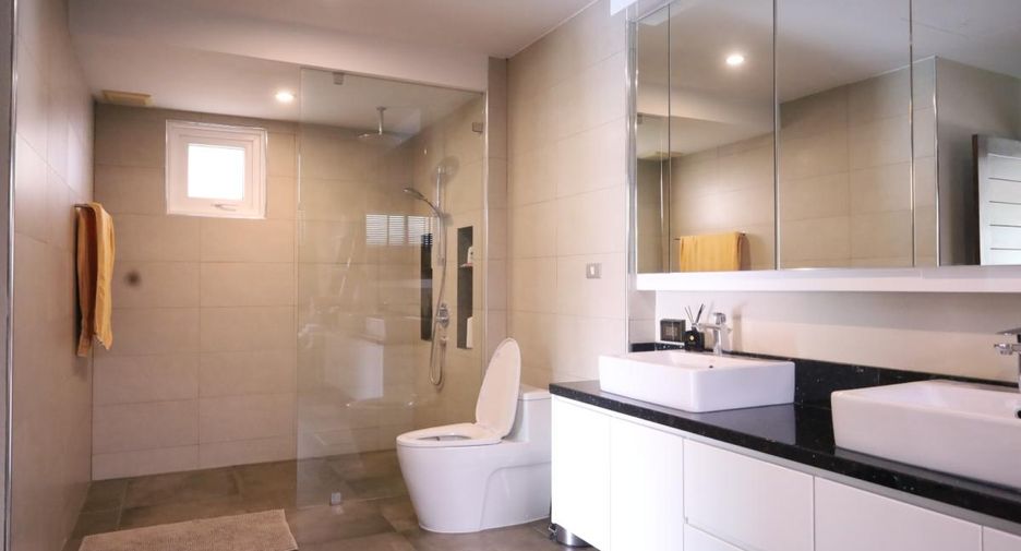 À vendre 4 chambres villa à South Pattaya, Pattaya