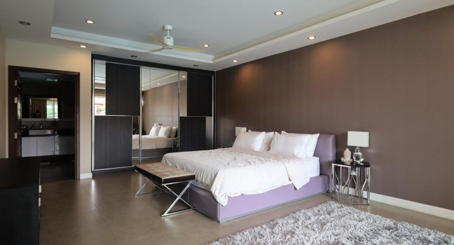À vendre 4 chambres villa à South Pattaya, Pattaya