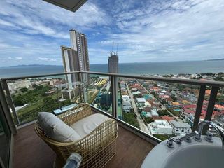 For rent 2 bedrooms condo in Bang Lamung, Chonburi