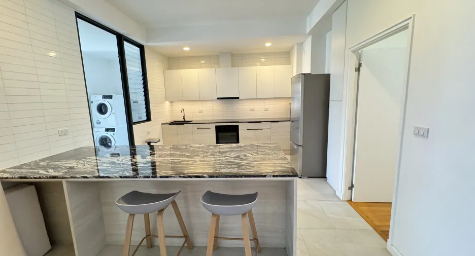 Apartment zur Miete mit 3 Zimmer in Watthana, Bangkok
