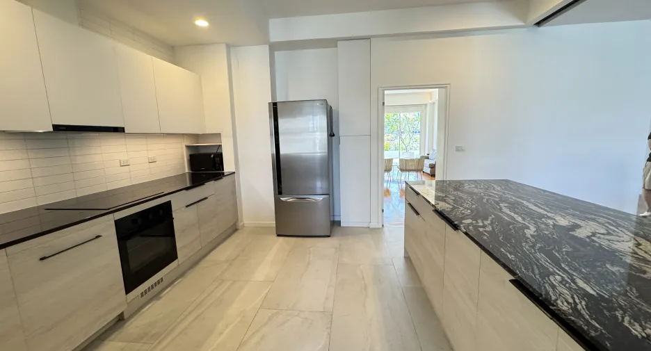 Apartment zur Miete mit 3 Zimmer in Watthana, Bangkok