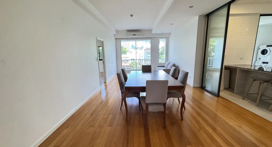 Apartment zur Miete mit 3 Zimmer in Watthana, Bangkok