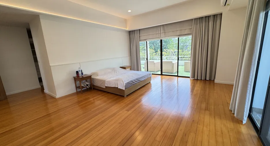 Apartment zur Miete mit 3 Zimmer in Watthana, Bangkok