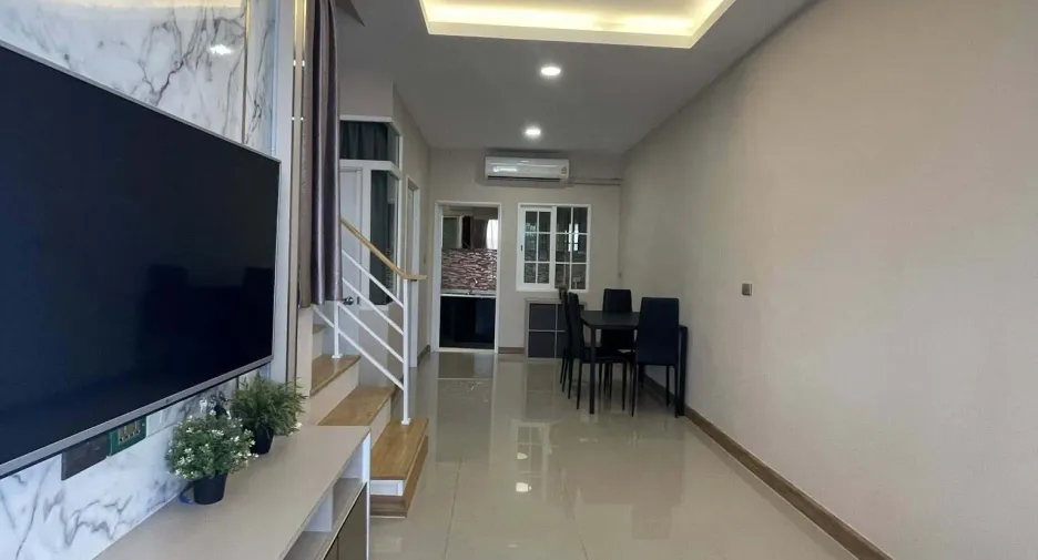 For rent 3 bedrooms house in Prawet, Bangkok