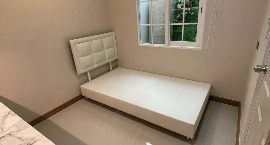 For rent 3 bedrooms house in Prawet, Bangkok