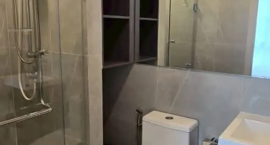 Condo en alquiler de 1 habitaciones en Huai Khwang, Bangkok
