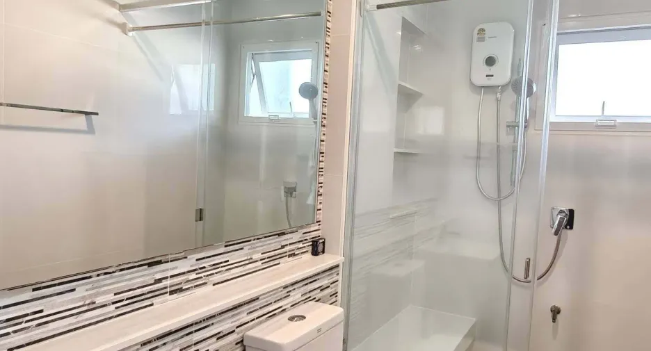 For sale and for rent 4 bedrooms house in Bang Phli, Samut Prakan