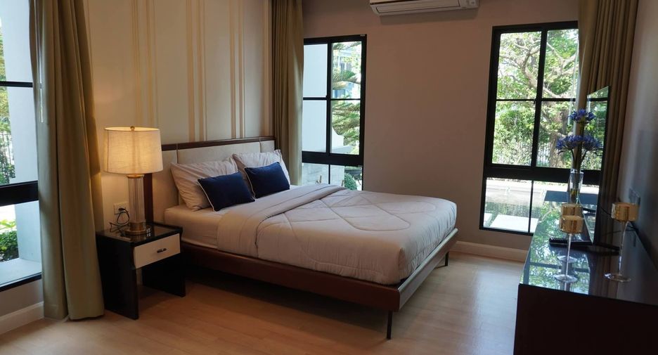 À vendre et à louer 5 chambres maison à Saphan Sung, Bangkok