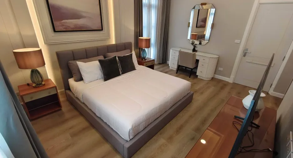 For sale and for rent 5 bedrooms house in Saphan Sung, Bangkok