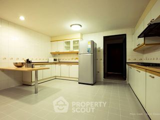Apartment zur Miete mit 3 Zimmer in Watthana, Bangkok