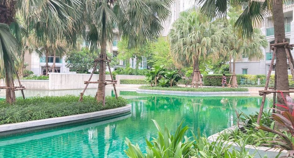 Wohnung zur Miete mit 3 Zimmer in Huai Khwang, Bangkok
