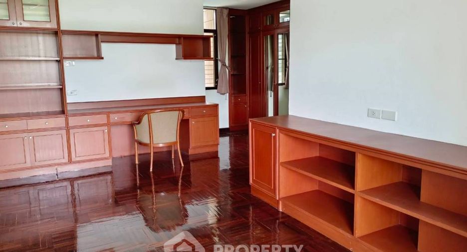 For rent 3 ベッドルーム apartment in Watthana, Bangkok