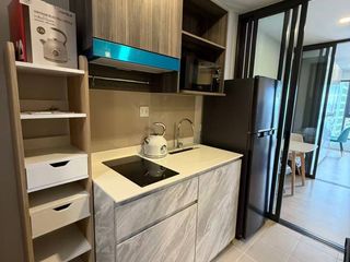 Condo en alquiler de 1 habitaciones en Phra Khanong, Bangkok