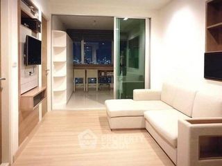 For rent 1 bed condo in Phaya Thai, Bangkok