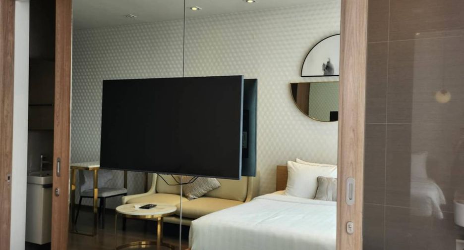 For rent 1 bed condo in Khlong Toei, Bangkok
