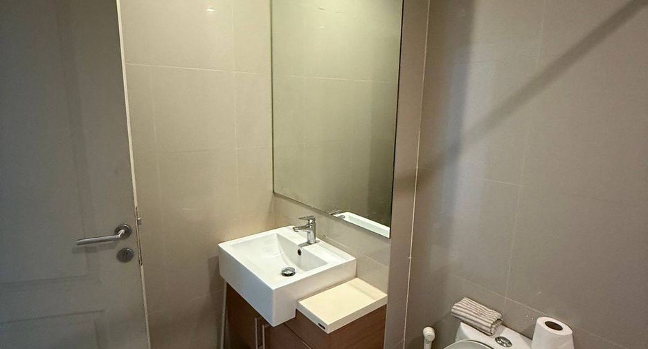 Condo en alquiler de 1 habitaciones en Khlong Toei, Bangkok