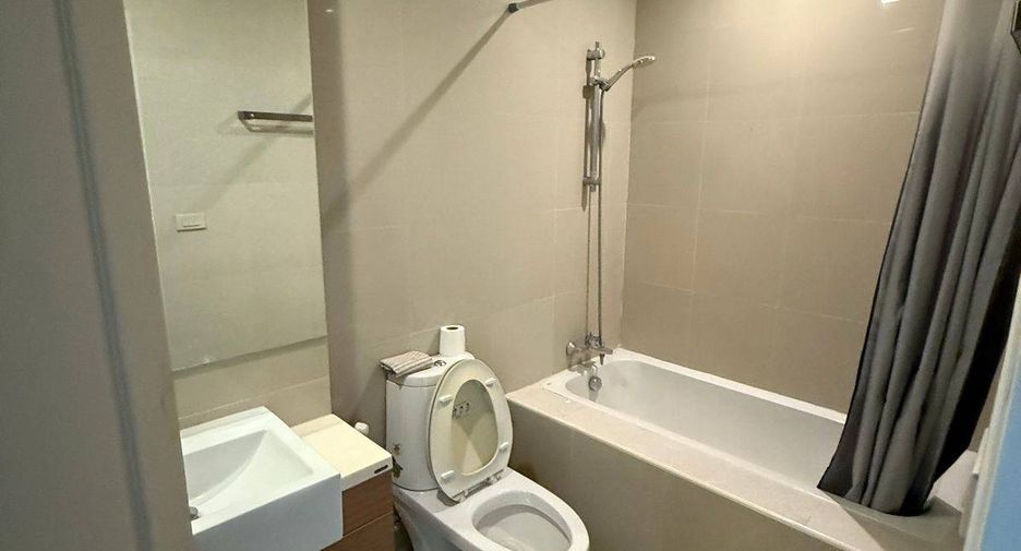 Condo en alquiler de 1 habitaciones en Khlong Toei, Bangkok