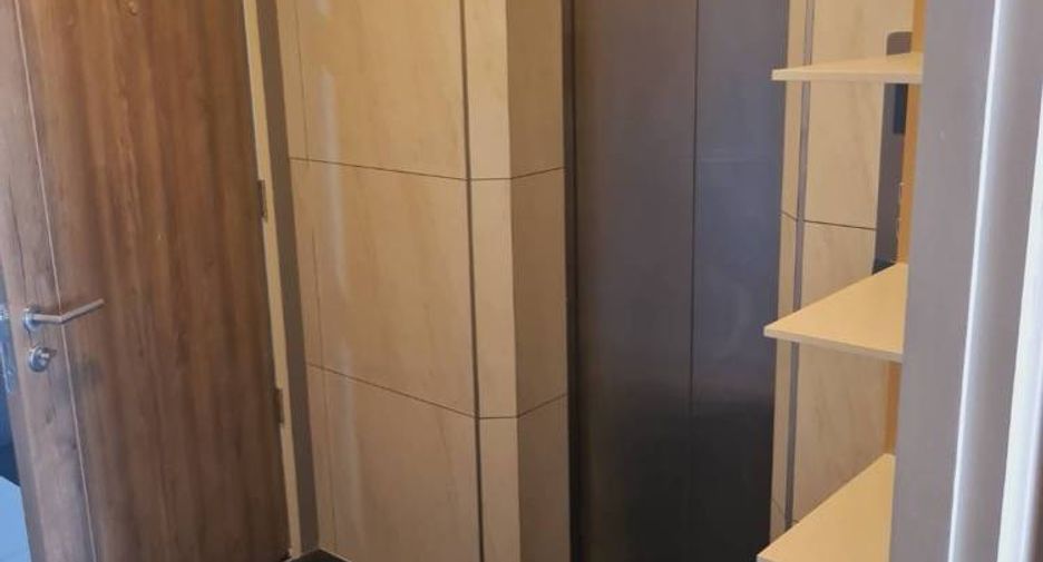 For rent 2 bedrooms condo in Wang Thonglang, Bangkok
