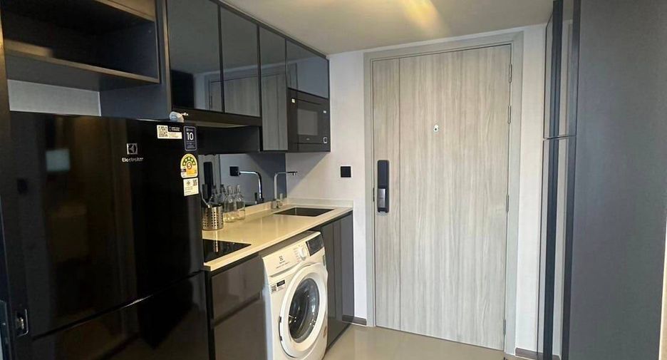 For rent 1 bed condo in Bang Rak, Bangkok