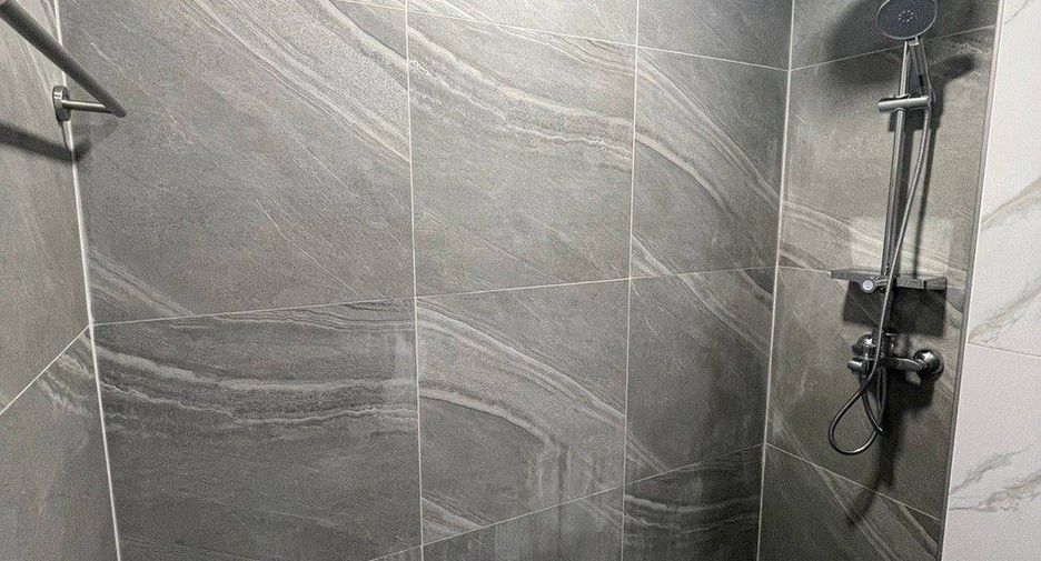 For rent 2 bedrooms condo in Bang Na, Bangkok