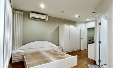 For rent 2 bedrooms condo in Ratchathewi, Bangkok