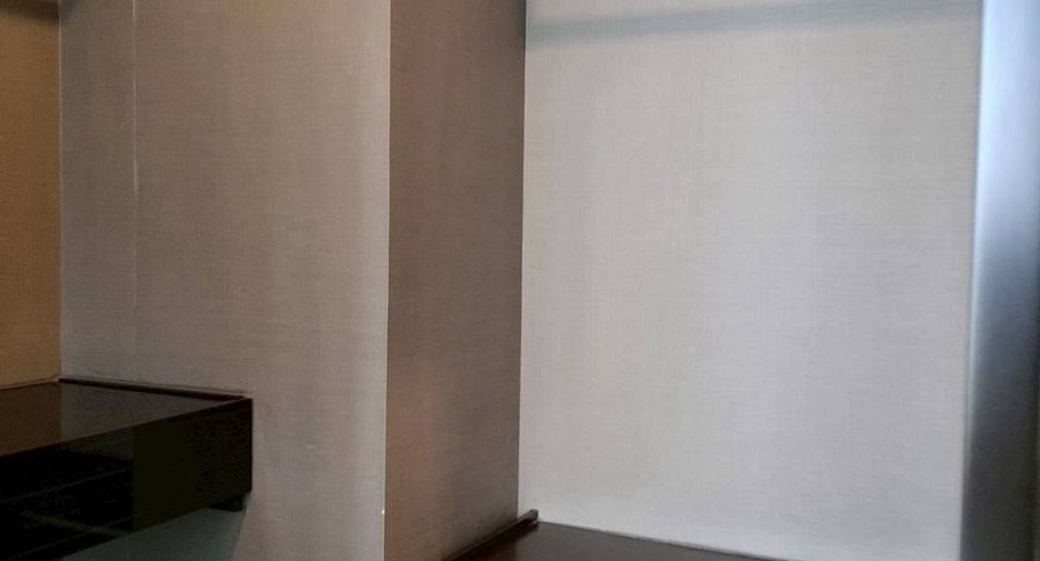 For rent 2 bedrooms condo in Sathon, Bangkok