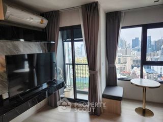 For rent 1 bed condo in Pathum Wan, Bangkok