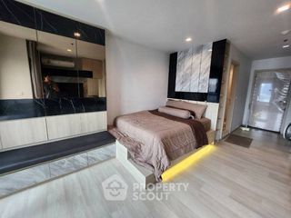 For rent 1 bed condo in Pathum Wan, Bangkok