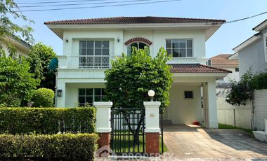 Haus zur Miete mit 3 Zimmer in Prawet, Bangkok