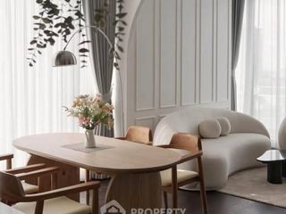 Condo en alquiler de 2 habitaciones en Khlong Toei, Bangkok