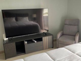 For rent 3 bedrooms condo in Huai Khwang, Bangkok