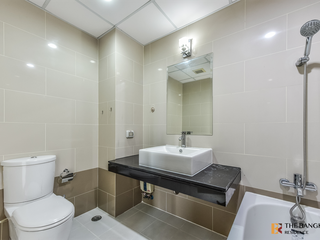 For sale 2 bedrooms condo in Yan Nawa, Bangkok