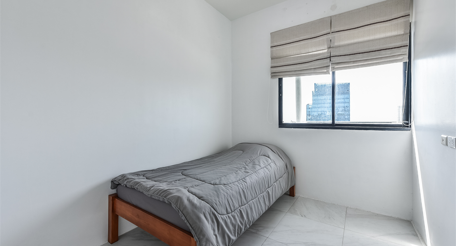 Condo en venta de 2 habitaciones en Yan Nawa, Bangkok