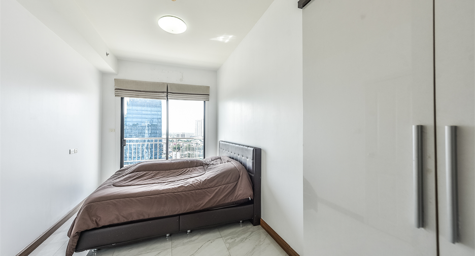 Condo en venta de 2 habitaciones en Yan Nawa, Bangkok