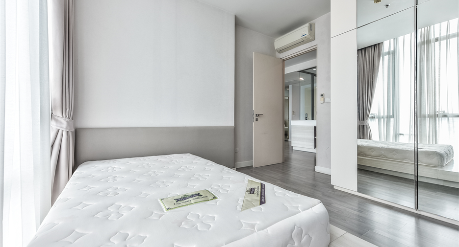 Продажа 2 спальни кондо в Кхлонг Сан, Бангкок