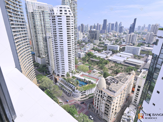 For sale 3 ベッドルーム condo in Khlong Toei, Bangkok