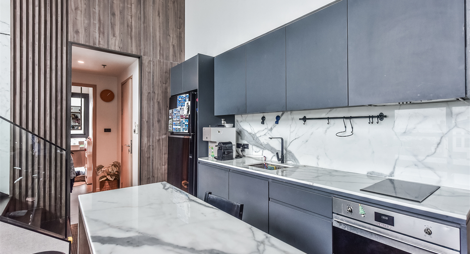 Condo en venta de 2 habitaciones en Sathon, Bangkok