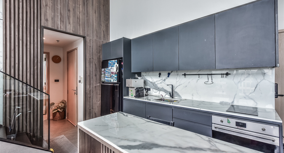 Condo en venta de 2 habitaciones en Sathon, Bangkok