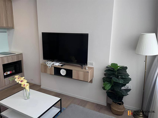 Продажа 1 кровать кондо в Пхра Кханонг, Бангкок